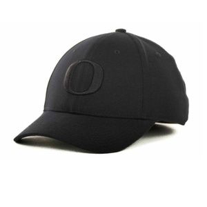 Black University of Oregon Nike hat/cap